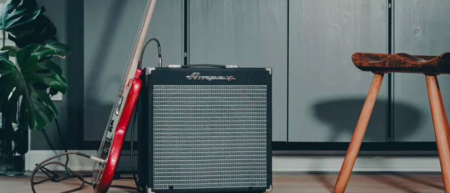 Ampeg RB-108 и RB-110: обзор от Musicradar