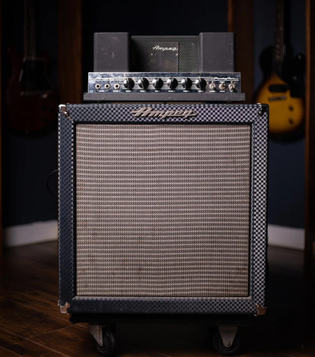 Ampeg B-15: легендарный студийный усилитель