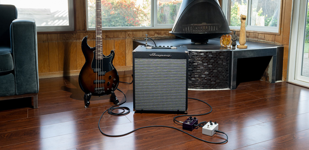 Ampeg RB-115