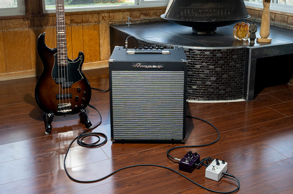 Ampeg RB-108 - домашний комбо с улучшенным овердрайвом