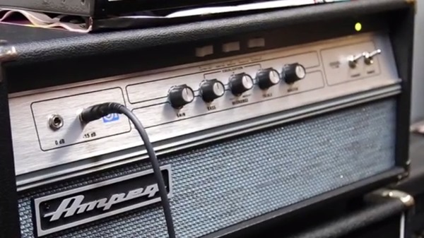 Ampeg V-4B: обновленная классика
